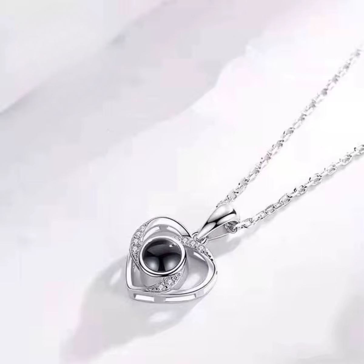 Collar con corazón en plata *SILVER MATERIAL*
